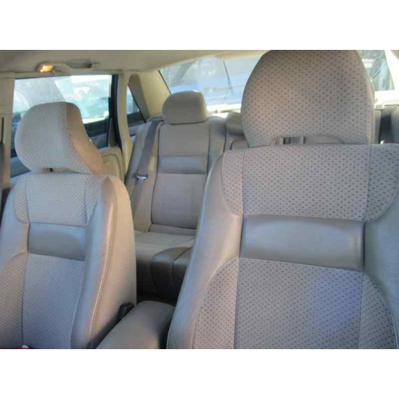 volvo s70 berlina del año 1997