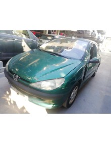 peugeot 206 berlina del año 2000