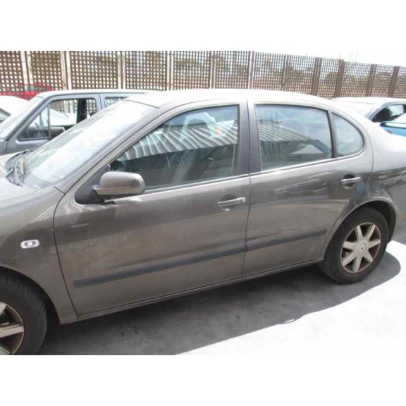 seat toledo (1m2) del año 2002