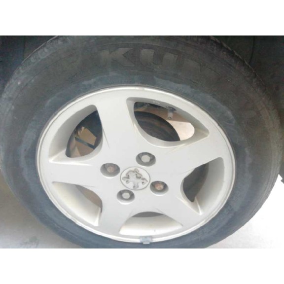 peugeot 206 berlina del año 2000