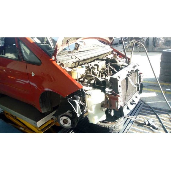 mitsubishi colt berlina 5 (z30a) del año 2005