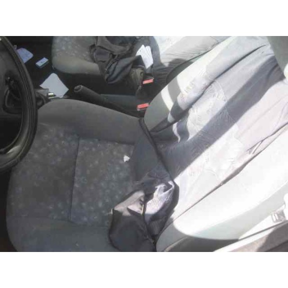 renault megane i berlina hatchback (ba0) del año 1998