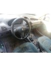 peugeot 206 berlina del año 2000