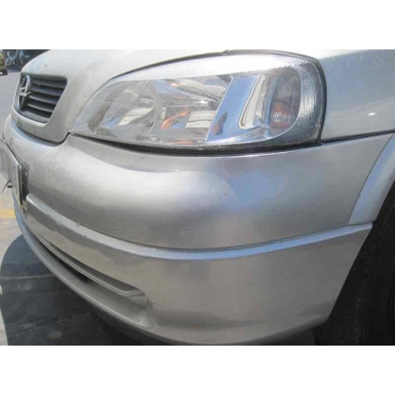 opel astra g berlina del año 2001