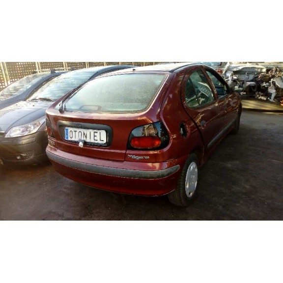 renault megane i berlina hatchback (ba0) del año 1997
