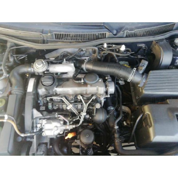 volkswagen golf iv berlina (1j1) del año 2001