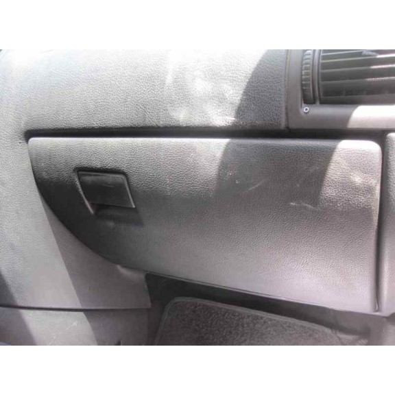 opel astra g berlina del año 2001