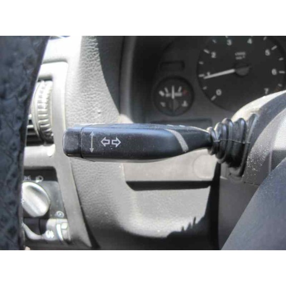 opel astra g berlina del año 2001