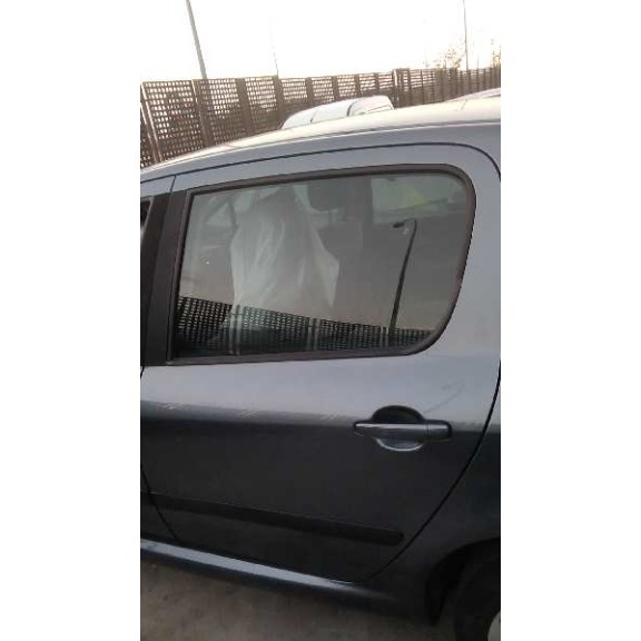 peugeot 307 berlina (s2) del año 2006