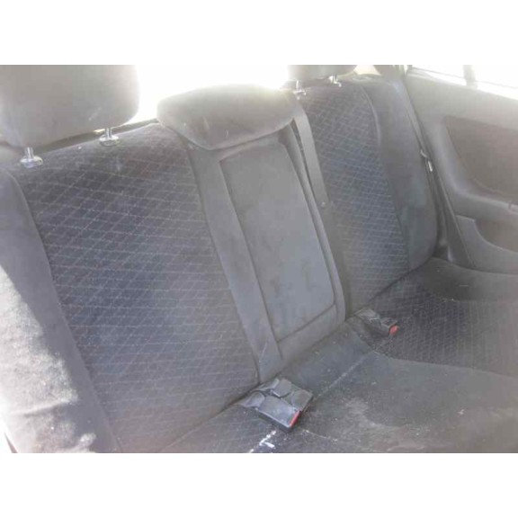 opel astra g berlina del año 2001