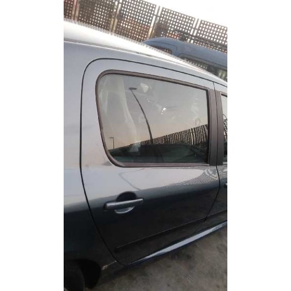 peugeot 307 berlina (s2) del año 2006