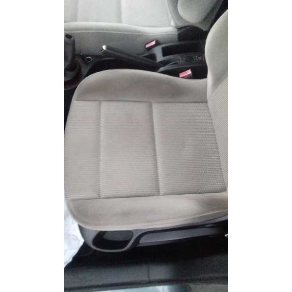 peugeot 307 berlina (s2) del año 2006