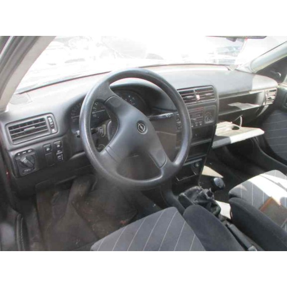 opel vectra a del año 1993