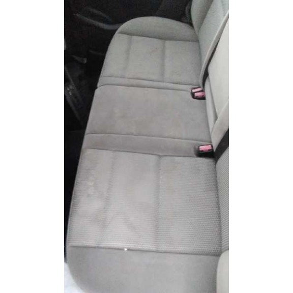 peugeot 307 berlina (s2) del año 2006