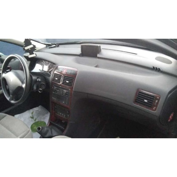 peugeot 307 berlina (s2) del año 2006