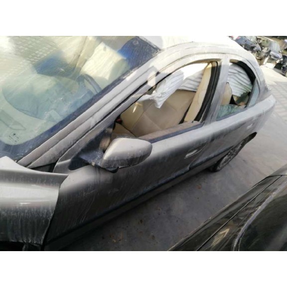 volvo s60 berlina del año 2003