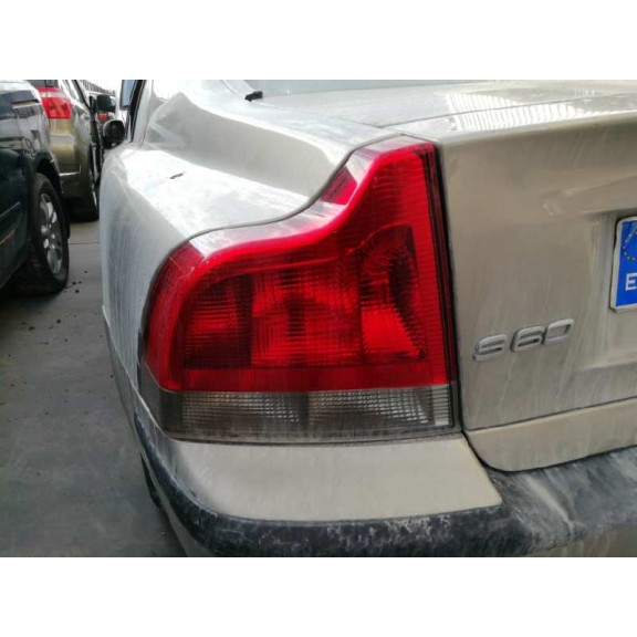 volvo s60 berlina del año 2003