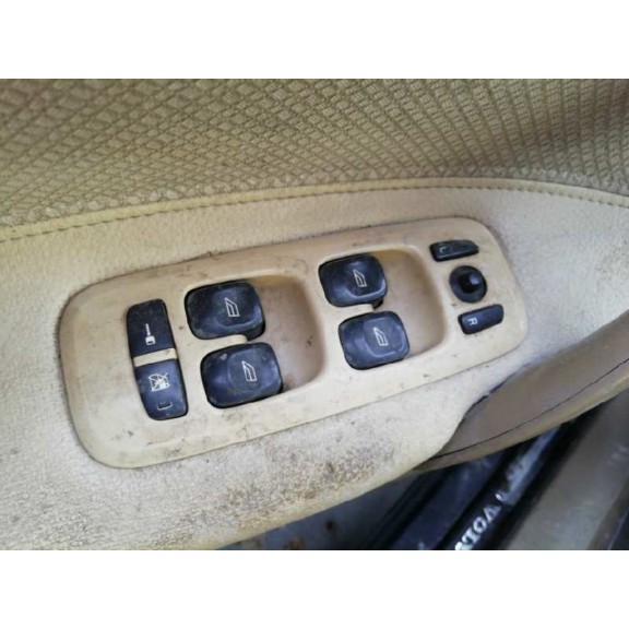 volvo s60 berlina del año 2003