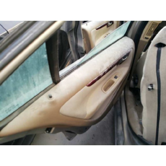 volvo s60 berlina del año 2003