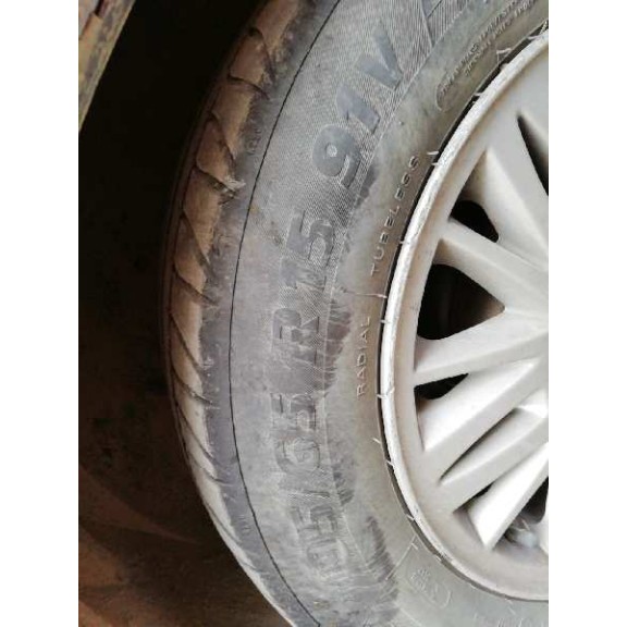 volvo s60 berlina del año 2003