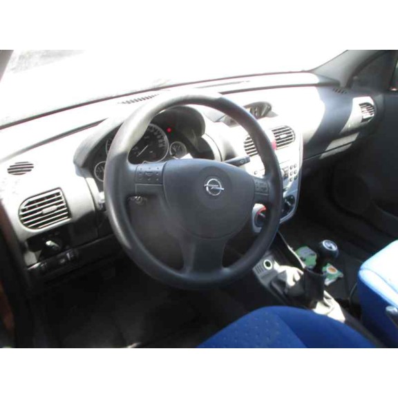 opel corsa c del año 2004