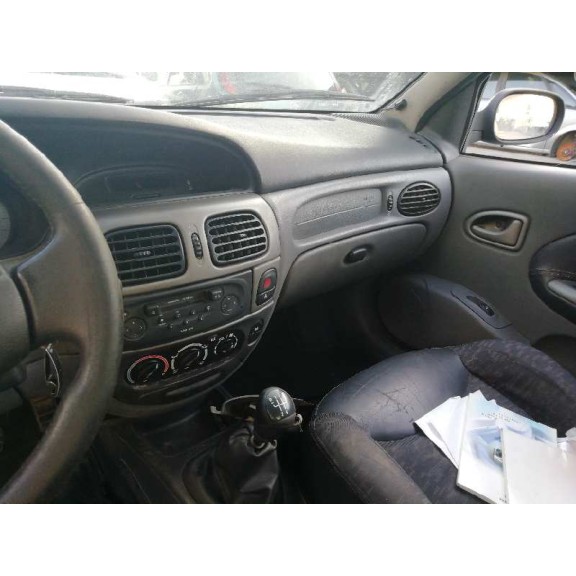 renault megane i coupe fase 2 (da..) del año 2001