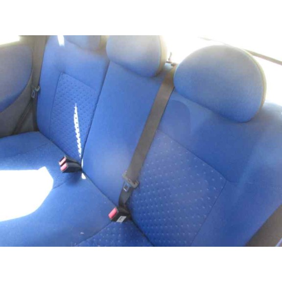 opel corsa c del año 2004