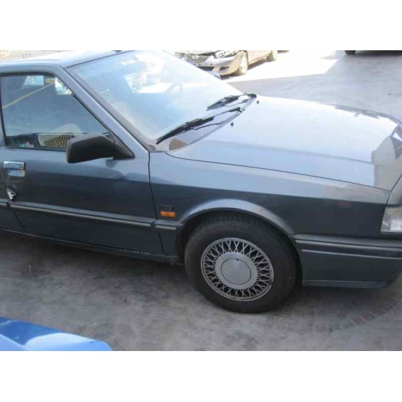 renault 21 berlina (b/l48) del año 1990