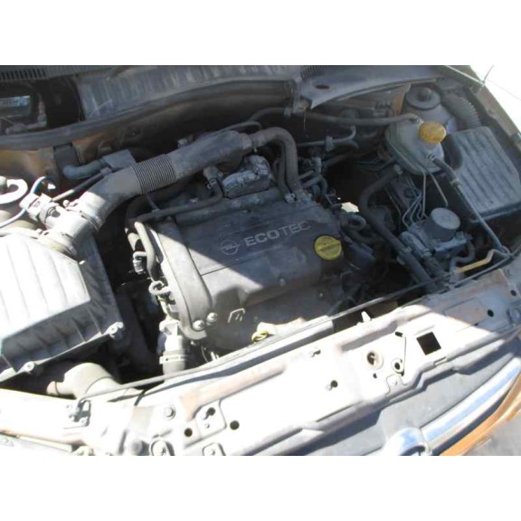 opel corsa c del año 2004