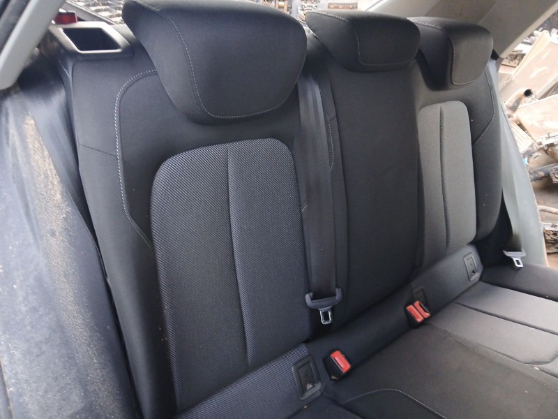 Recambio de asientos traseros para audi q2 (gab, gag) 30 tdi referencia OEM IAM   