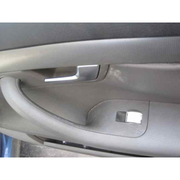 audi a4 berlina (8e) del año 2001