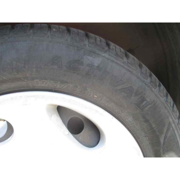 peugeot 206 berlina del año 2001