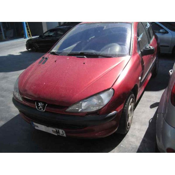 peugeot 206 berlina del año 2001