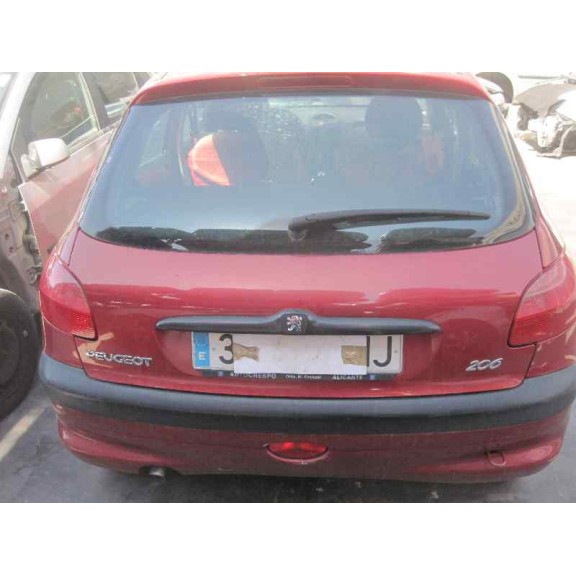 peugeot 206 berlina del año 2001