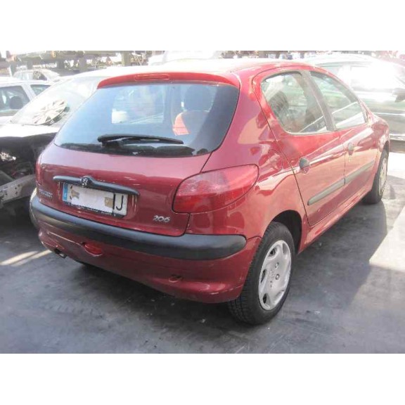 peugeot 206 berlina del año 2001