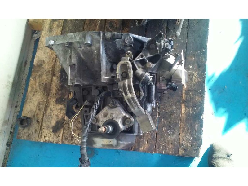 Recambio de caja cambios para peugeot 807 sv referencia OEM IAM 20LM01 5V 