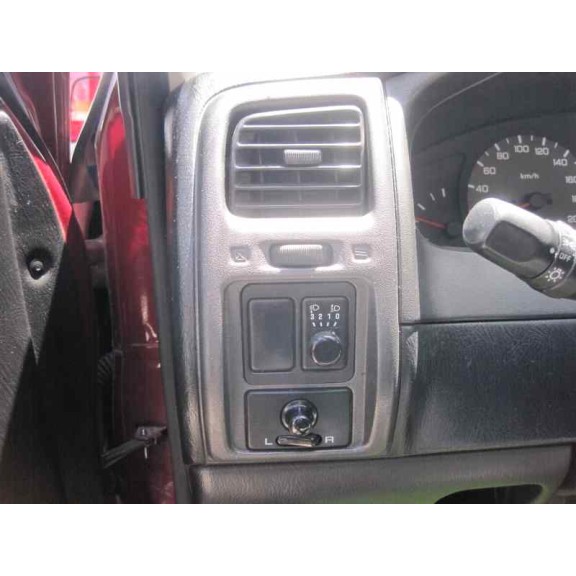 nissan almera (n15) del año 1999