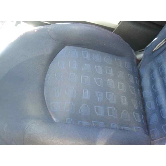 peugeot 206 berlina del año 2001