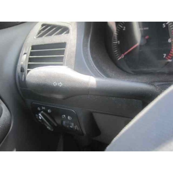 seat cordoba berlina (6k2) del año 2002