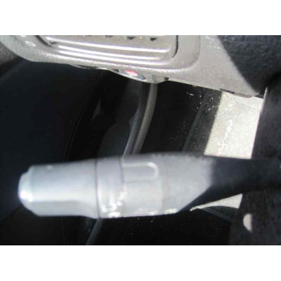 peugeot 206 berlina del año 2001