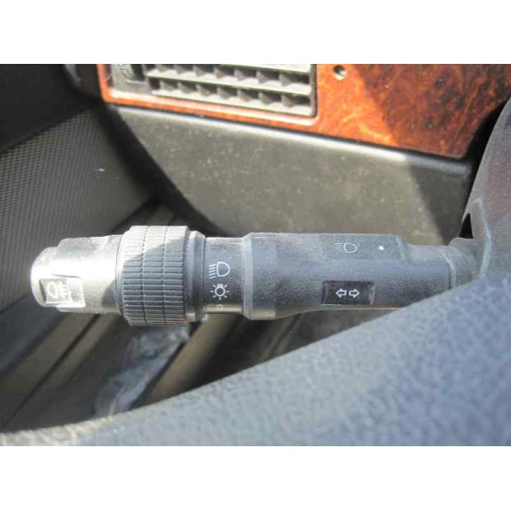 peugeot 206 berlina del año 2001