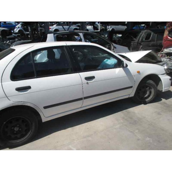 nissan almera (n15) del año 2000