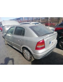opel astra g berlina del año 2000 2