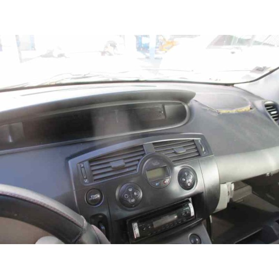 renault scenic ii del año 2003