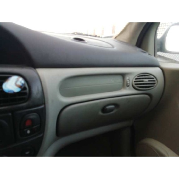 renault scenic rx4 (ja0) del año 2001