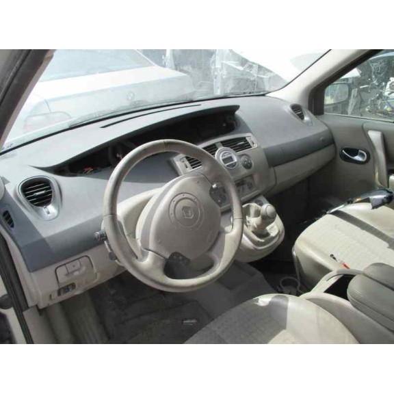 renault scenic ii del año 2003