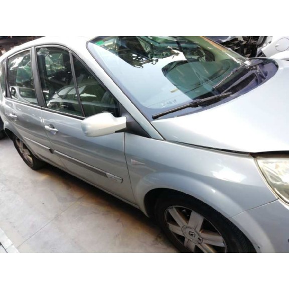 renault scenic ii del año 2004
