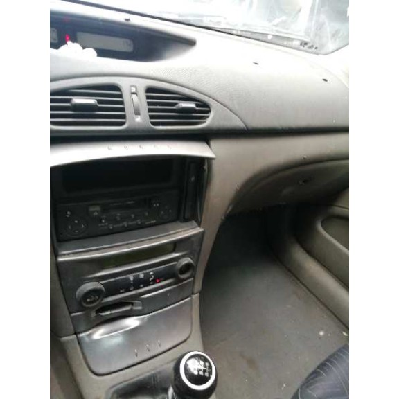 renault laguna ii (bg0) del año 2001