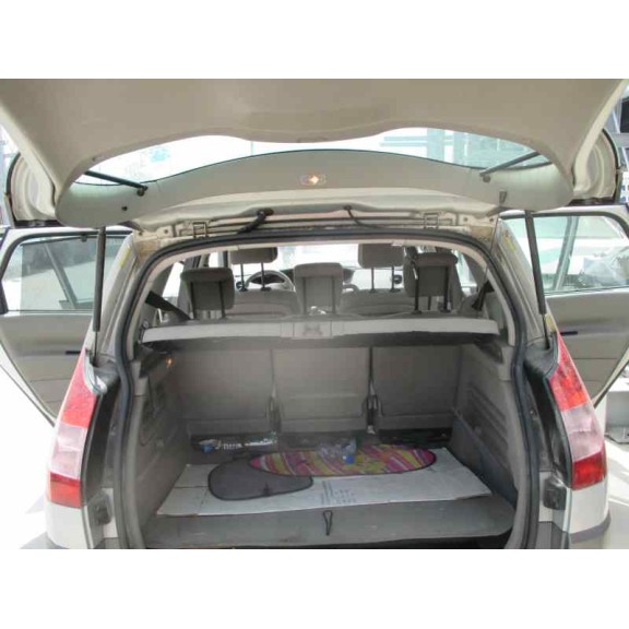 renault scenic ii del año 2003