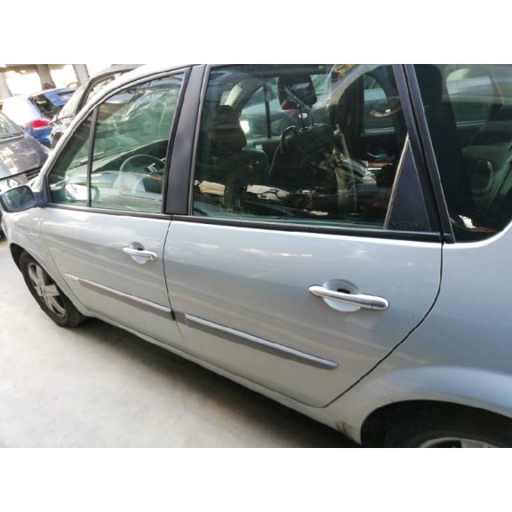 renault scenic ii del año 2004